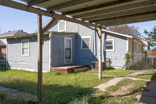 5611 Alton Avenue, Dallas, TX 75214