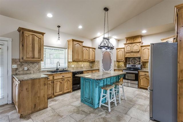 36003 45th Street, Shawnee, OK 74804