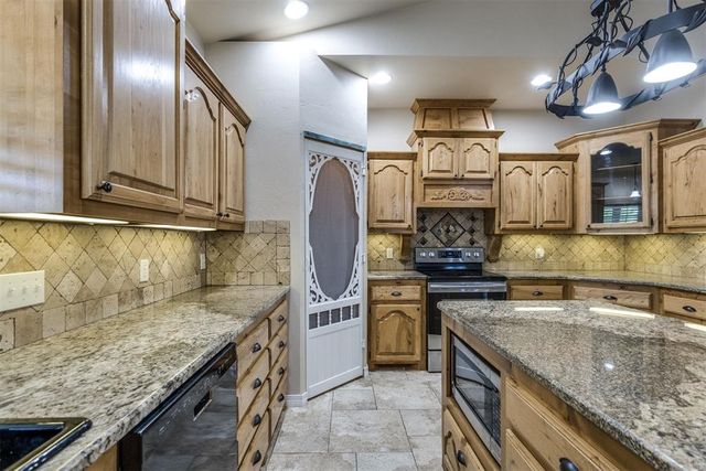 36003 45th Street, Shawnee, OK 74804