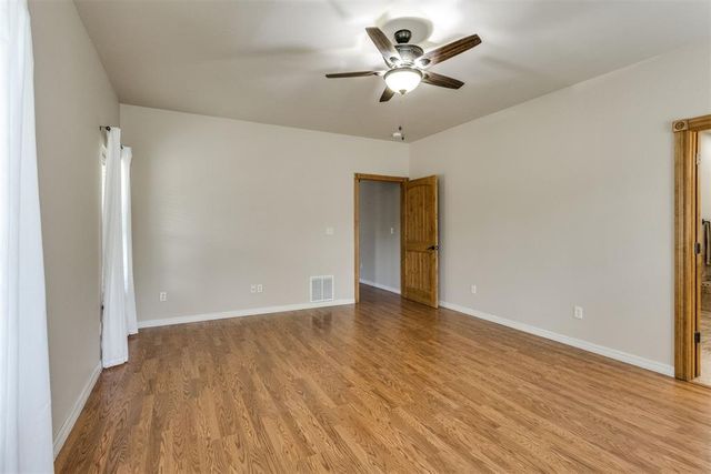 36003 45th Street, Shawnee, OK 74804