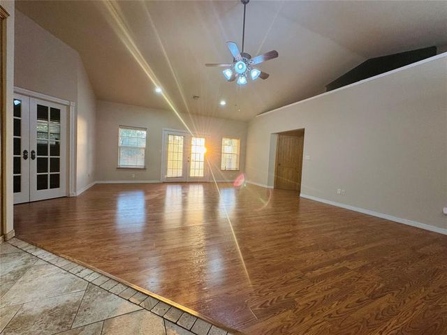 36003 45th Street, Shawnee, OK 74804