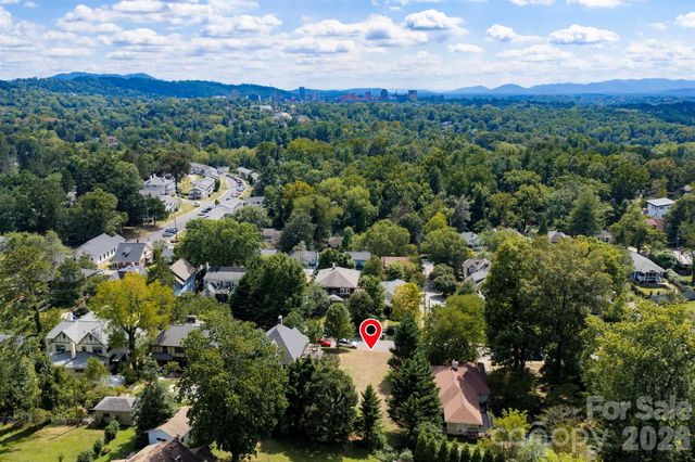 99999 Maney Avenue A, Asheville, NC 28804