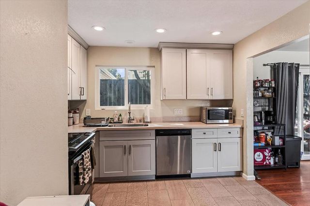 910912 Academy Avenue, Belmont, CA 94002