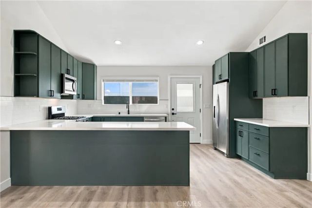 4562 W 129th West, Hawthorne, CA 90250