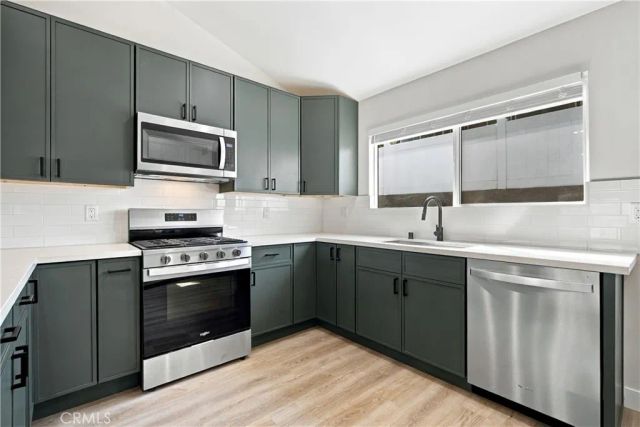 4562 W 129th West, Hawthorne, CA 90250