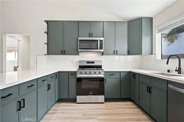 4562 W 129th West, Hawthorne, CA 90250