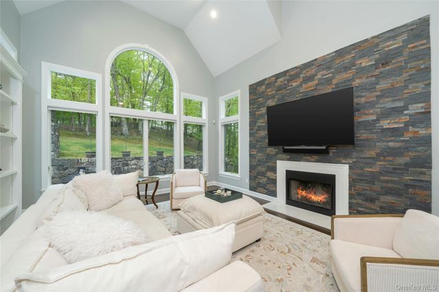 630 Chappaqua Road, Briarcliff Manor, NY 10510