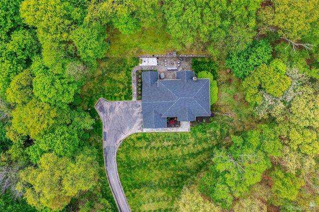 630 Chappaqua Road, Briarcliff Manor, NY 10510