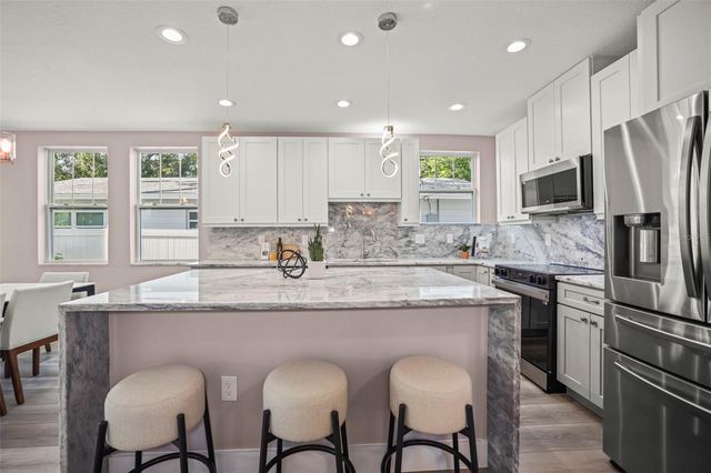 3259 EMERSON AVENUE S, St Petersburg, FL 33712