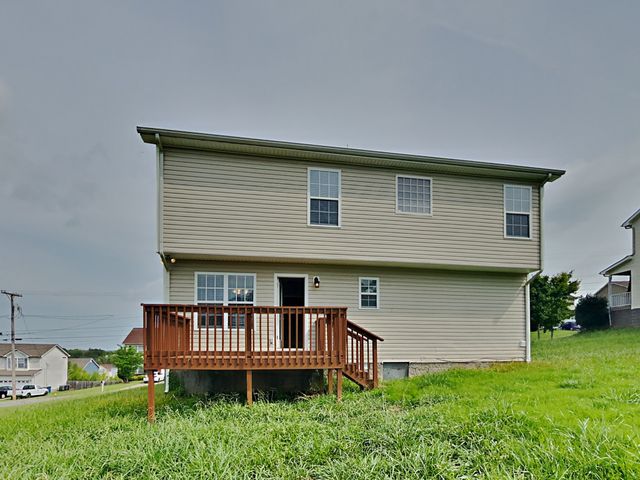 1421 E Nir Shreibman Blvd, La Vergne, TN 37086
