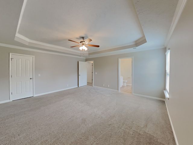 1421 E Nir Shreibman Blvd, La Vergne, TN 37086