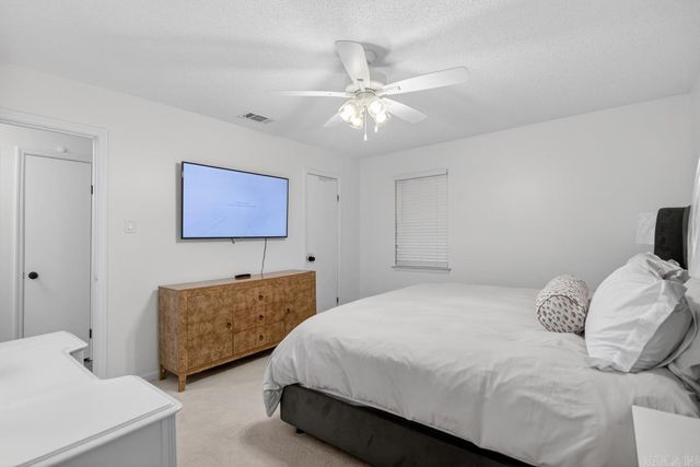 11 Coral Court, Little Rock, AR 72112