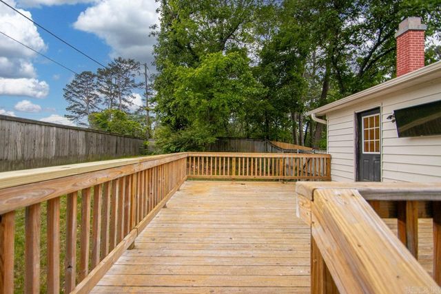 11 Coral Court, Little Rock, AR 72112