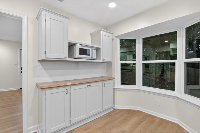 11 Coral Court, Little Rock, AR 72112