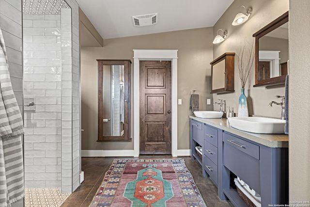 5686 Ranch Rd 1631, Fredericksburg, TX 78624