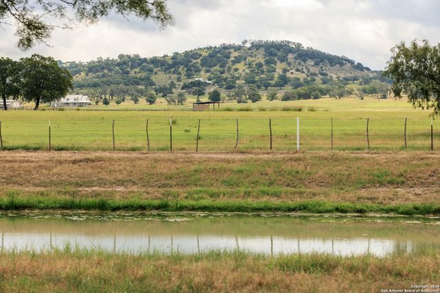 5686 Ranch Rd 1631, Fredericksburg, TX 78624