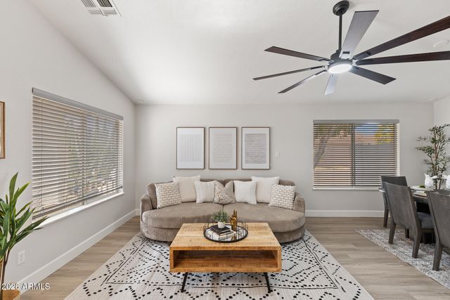 7908 W ROSE GARDEN Lane, Peoria, AZ 85382