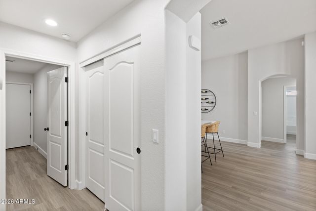 7908 W ROSE GARDEN Lane, Peoria, AZ 85382