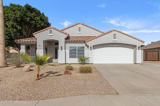 7908 W ROSE GARDEN Lane, Peoria, AZ 85382