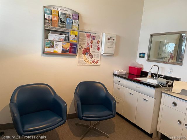 130 WASHINGTON Street, Marine City, MI 48039