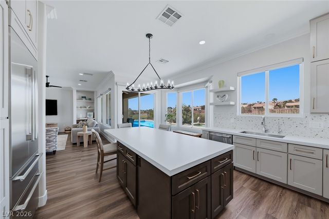 2948 Foxtail Creek Avenue, Henderson, NV 89052