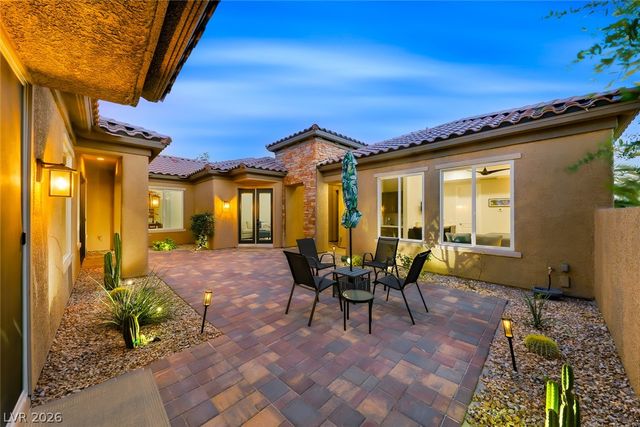 2948 Foxtail Creek Avenue, Henderson, NV 89052