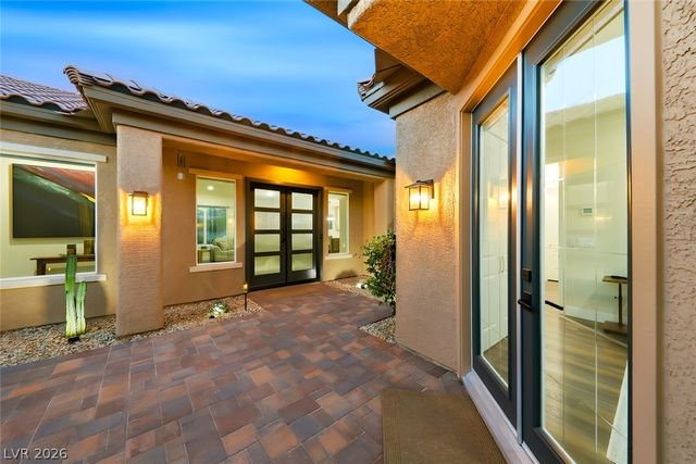 2948 Foxtail Creek Avenue, Henderson, NV 89052