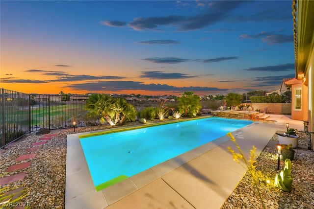 2948 Foxtail Creek Avenue, Henderson, NV 89052