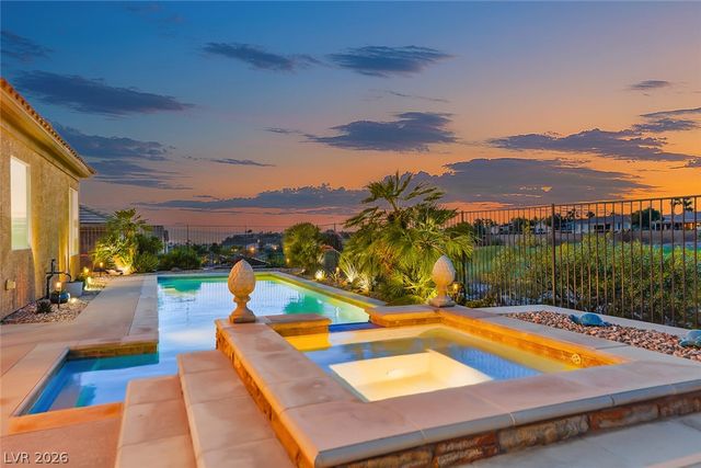 2948 Foxtail Creek Avenue, Henderson, NV 89052