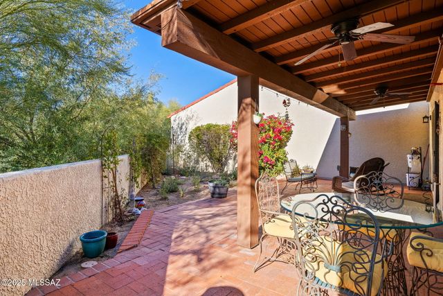 9817 N Calle Loma Linda, Oro Valley, AZ 85737