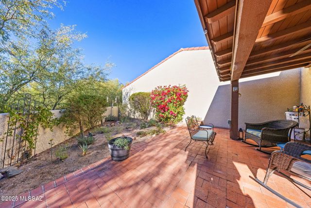 9817 N Calle Loma Linda, Oro Valley, AZ 85737