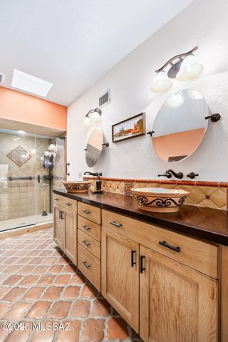 9817 N Calle Loma Linda, Oro Valley, AZ 85737