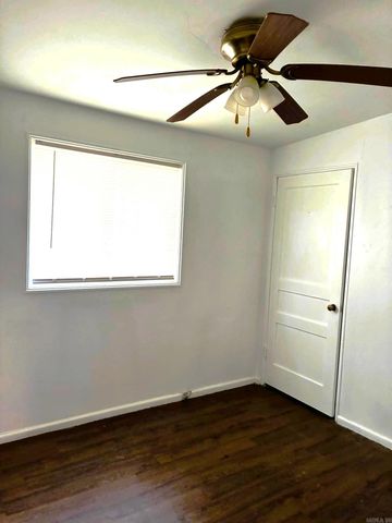 43 S Meadowcliff Drive, Little Rock, AR 72209