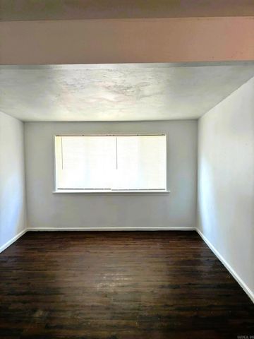 43 S Meadowcliff Drive, Little Rock, AR 72209