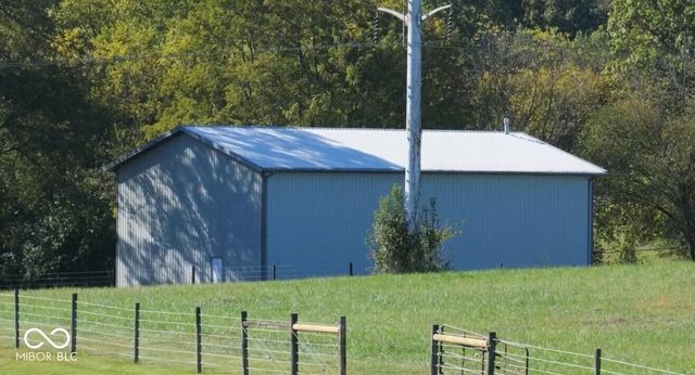 550 N Helton Road, Springville, IN 47462