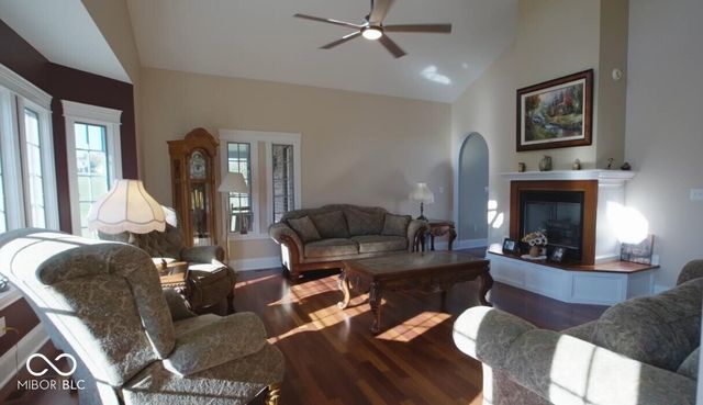 550 N Helton Road, Springville, IN 47462