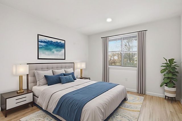 59 School St B12, Northborough, MA 01532