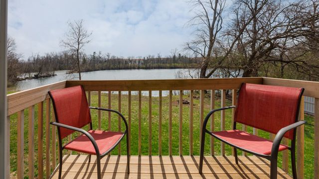 1010 Arlene Court 5, Bloomington, IL 61701