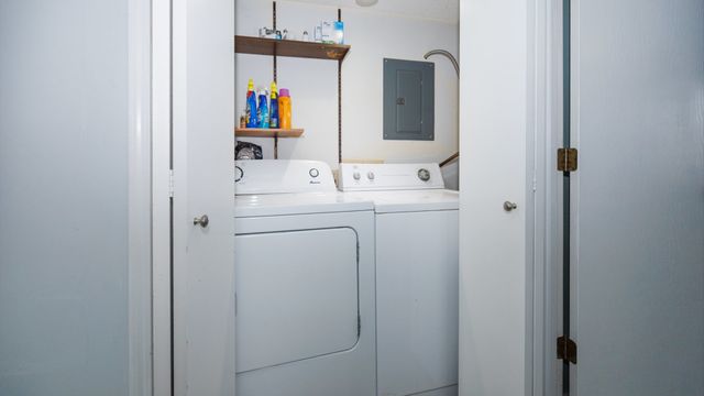 1010 Arlene Court 5, Bloomington, IL 61701