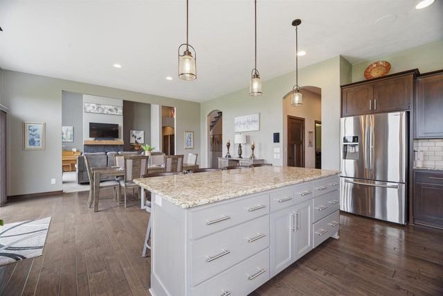 227 PETERLYNN DRIVE, Wrightstown, WI 54180