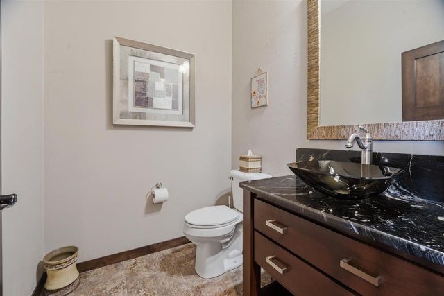 227 PETERLYNN DRIVE, Wrightstown, WI 54180