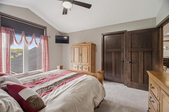 227 PETERLYNN DRIVE, Wrightstown, WI 54180