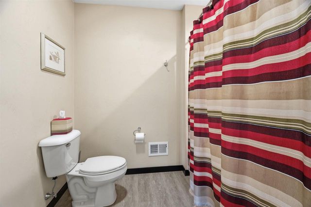 227 PETERLYNN DRIVE, Wrightstown, WI 54180