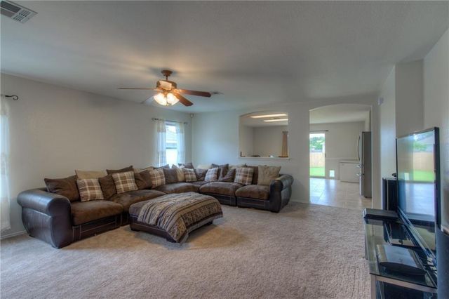 114 Grant CT, Leander, TX 78641