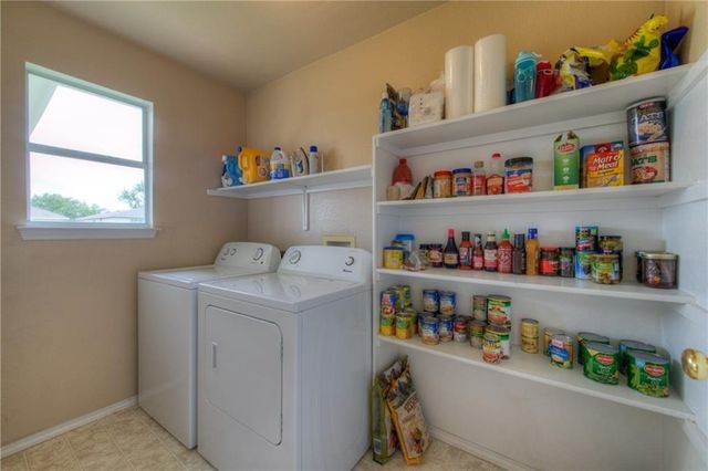 114 Grant CT, Leander, TX 78641