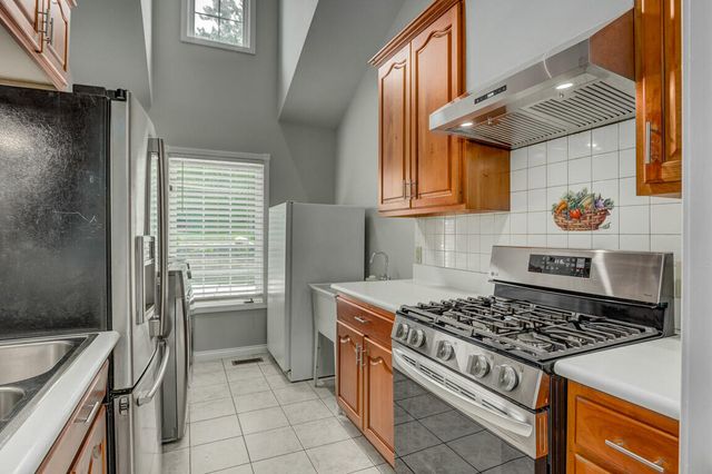 1025 Jackson Road, Park Hills, KY 41011