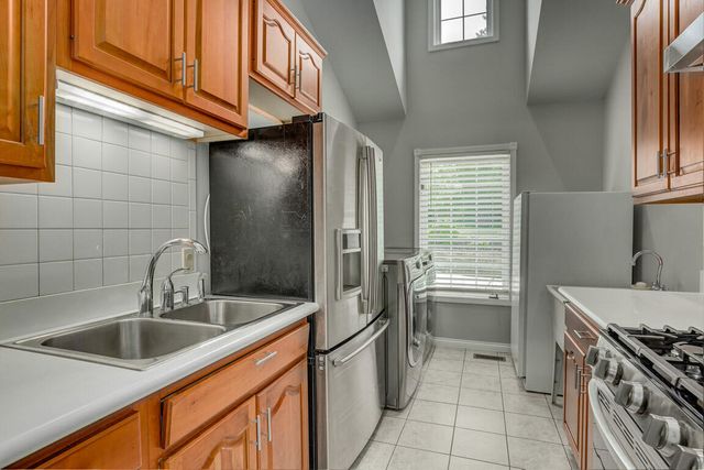 1025 Jackson Road, Park Hills, KY 41011