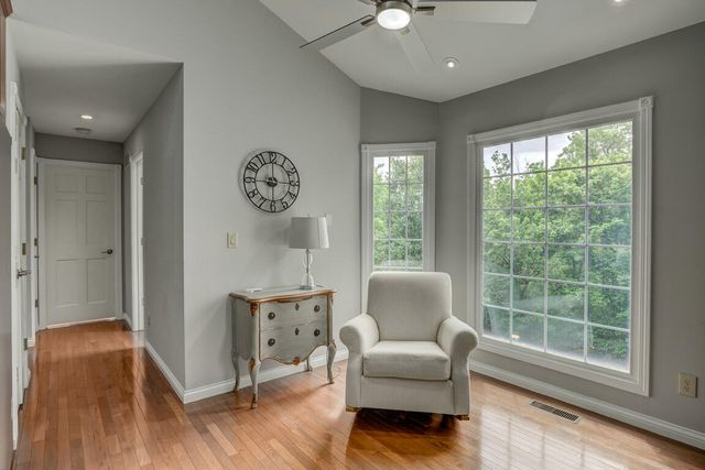 1025 Jackson Road, Park Hills, KY 41011