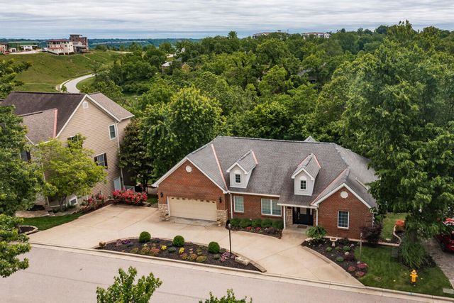 1025 Jackson Road, Park Hills, KY 41011