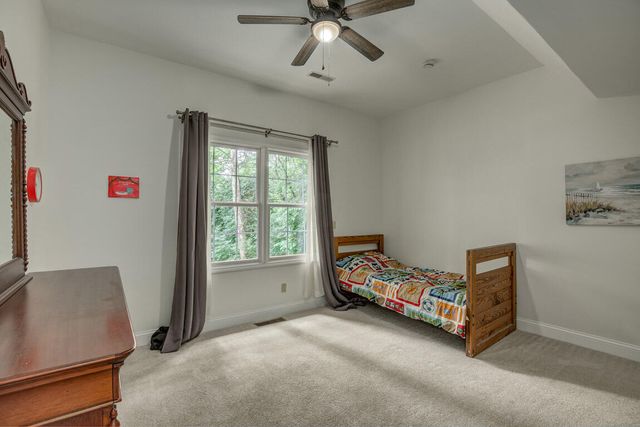 1025 Jackson Road, Park Hills, KY 41011